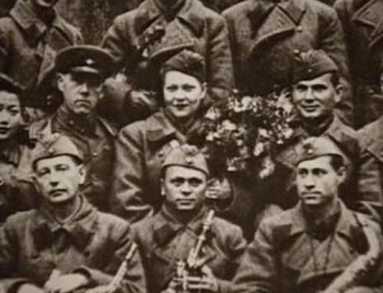 Великолепное сочетание вокального и актерского мастерства сделало Шульженко ярчайшей исполнительницей