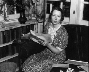 Книга увидела свет в июне 1936 года, и имела ошеломляющий успех