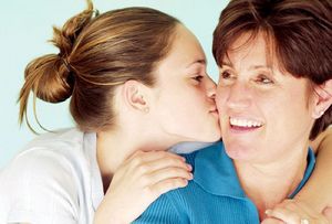 Безусловная любовь детей к родителям – это миф, за который многие заплатили высокую цену, и, тем не менее, он продолжает жить.
