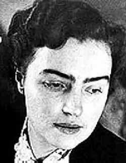 Крандиевская-Толстая на протяжении 20 лет была для именитого классика женой, матерью его сыновей, музой, секретарем…