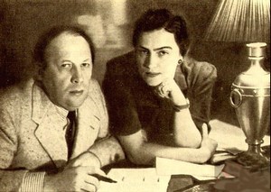 Крандиевская-Толстая на протяжении 20 лет была для именитого классика женой, матерью его сыновей, музой, секретарем…