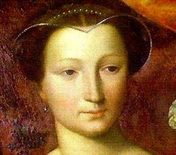 Она радовалась жизни, которую человеколюбивые современники пытались отравить если не интригами, то хоть злыми языками.