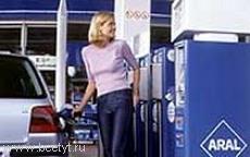 Женщина за рулем