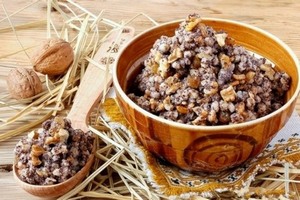 Популярность этого праздника с каждым годом растет, многие относятся к нему как к самостоятельному празднику