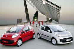 В помощь женщине за рулем: обзор недорогих автомобилей для женщин