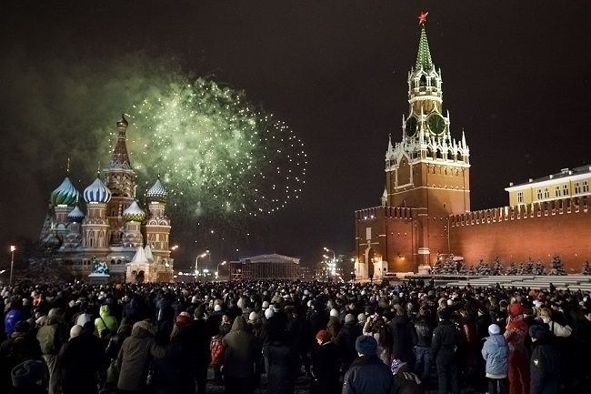 Являясь частью природы, мы связаны с нею сокровенно, но не только и не столько она определяет наше бытие