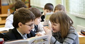 Первая любовь - всегда не вечна, она просто как мостик к настоящим чувствам.