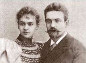 Дотошные киноведы подсчитали, что «юной» актрисе в «Веселых ребятах» было за 30, а в «Весне» и вовсе 45… Действительно юной ее не знал никто.