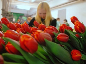 За что мы любим и за что не любим женский день 8 марта...