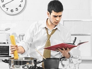 Человек не умеет быть счастливым в настоящем времени, но зато умеет мечтать о счастье.
