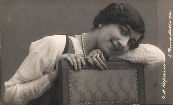 Она была одной из самых популярных московских танцовщиц 1910-х годов