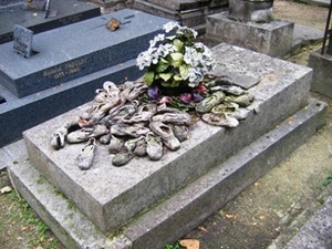 Тальони впервые предстала перед петербургскими зрителями в 1837 году. Это был не успех, а триумф.
