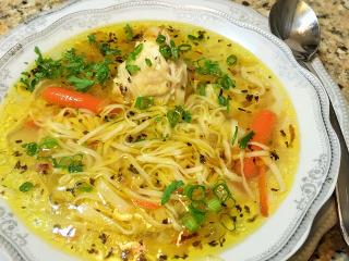 Куриная лапша. Рецепты вкусных супов из курицы. Секрет приготовления домашней лапши.
